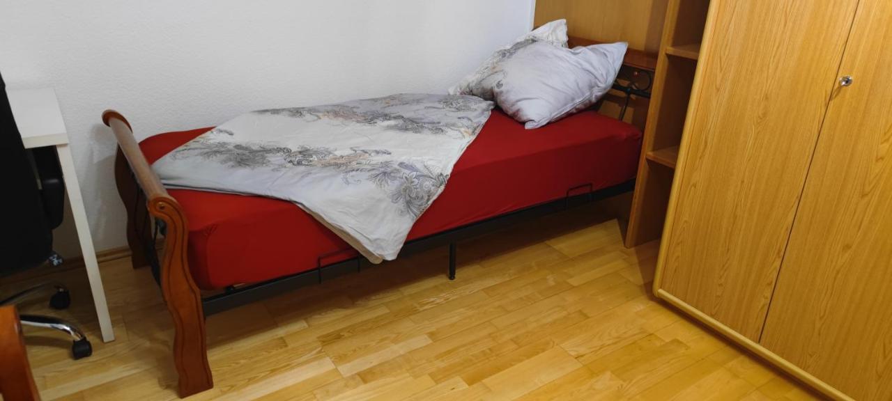 Einzimmerwohnung Mit Parkplatz Ohne Kueche Bischweier Екстериор снимка